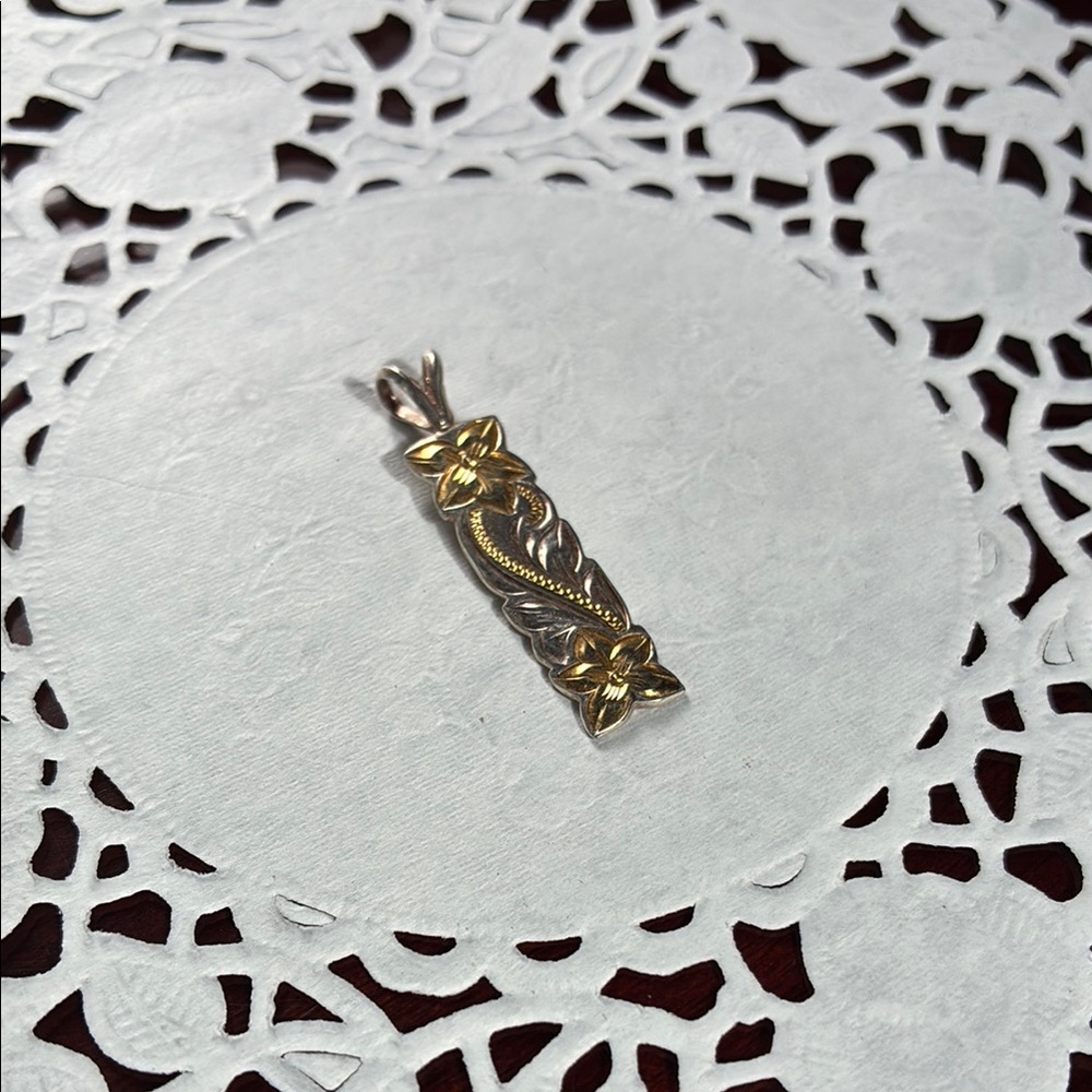 Vintage 925 Silver and Gold tone Floral Pendant